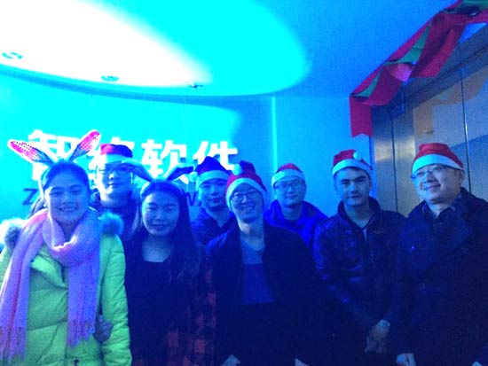 你們公司圣誕節怎么過?智絡軟件圣誕節狂歡節 你們公司圣誕節怎么過?智絡軟件圣誕節狂歡節